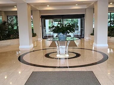 Photo - 501 Slaters Ln Unidad 313