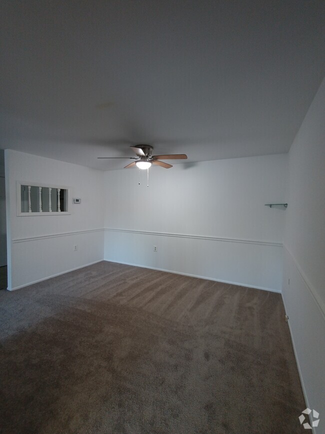 Building Photo - 13211 Chalet Pl Unit 4-204 Rental