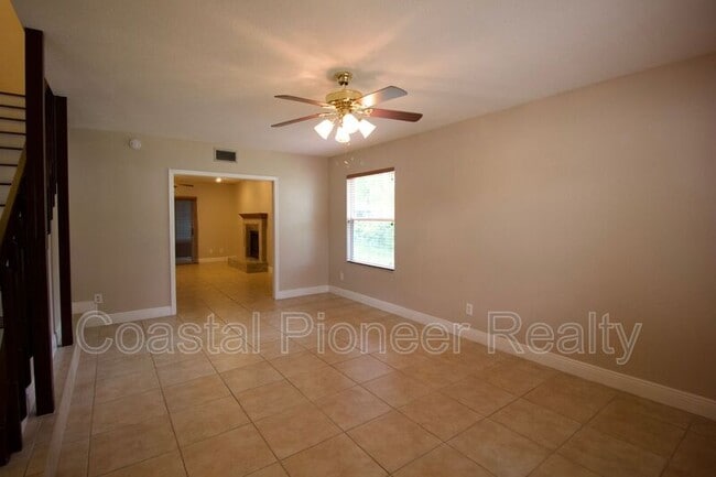 Photo - 1817 Laurence Ct
