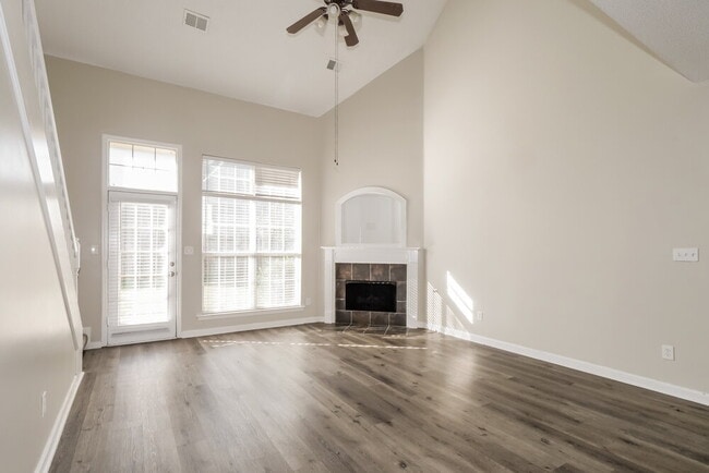 Photo - 4623 Tulip Bend Dr