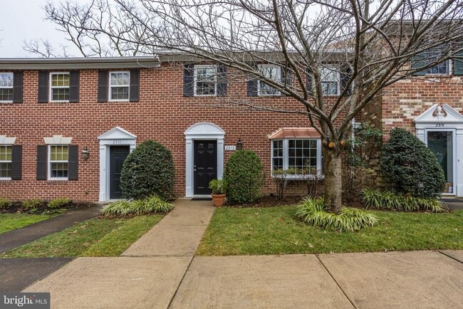 Photo - 2313 McGregor Ct Townhome