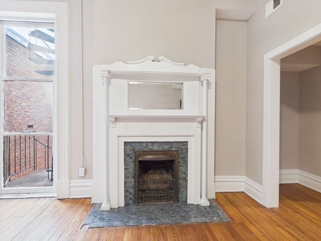 Photo - 7 E Franklin St Unit 5