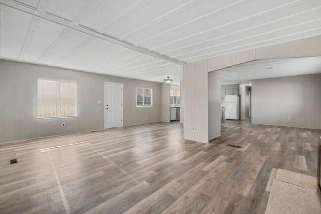 Photo - 3 Bed 2 Bath