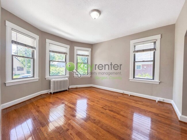 Photo - 1232 Alicia Ave Unit 2