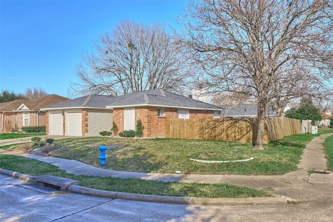 Photo - 6527 Zapata Dr