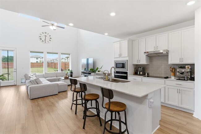 Photo - 105 Nuntree Cv