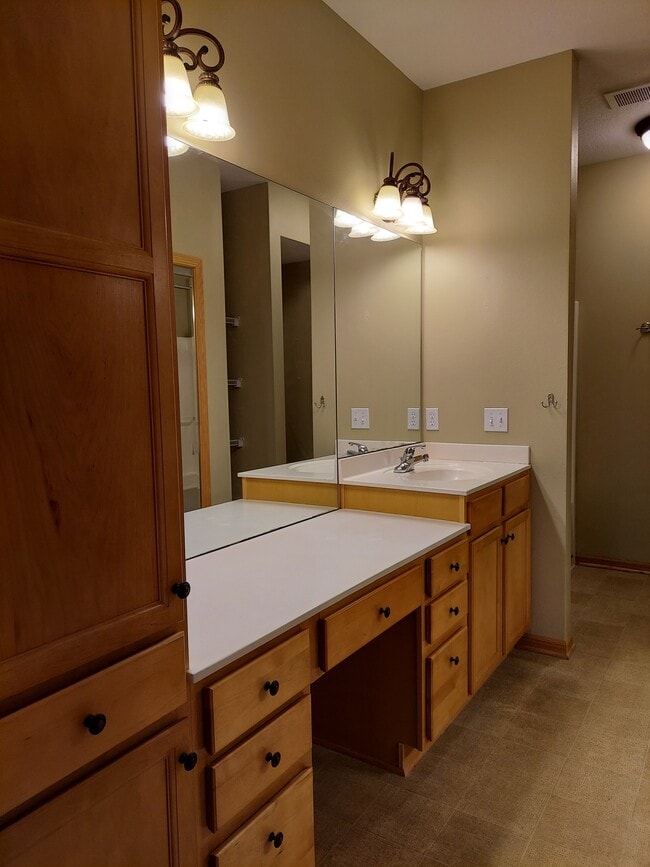 Photo - 2425 Aspen Rd Unit 003