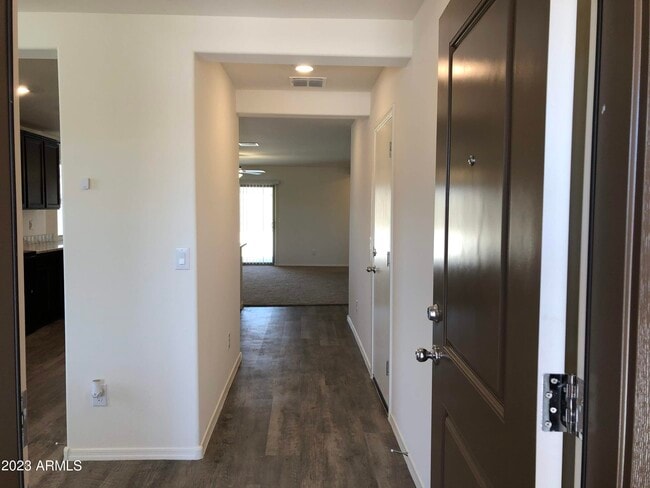 Photo - 25440 W Yanez Ave