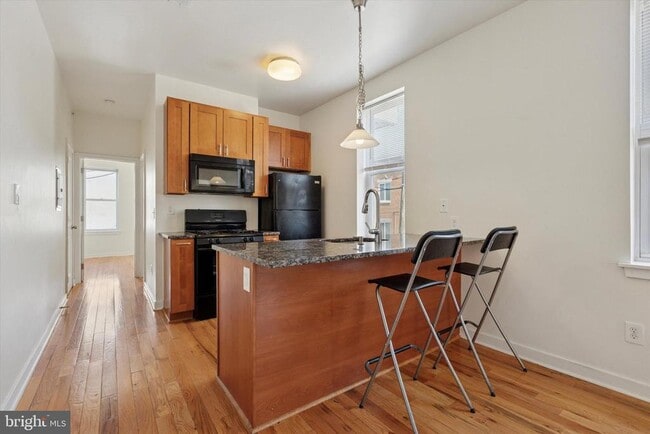 Building Photo - 2128 N 17th St Unit 2 Rental