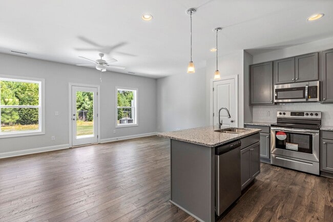 Photo - 416 Barrington Row Ave