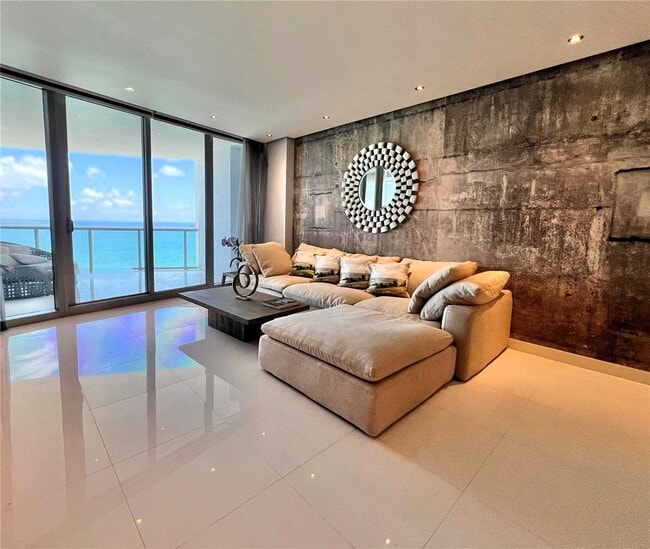 Photo - 17121 Collins Ave Unit 1905