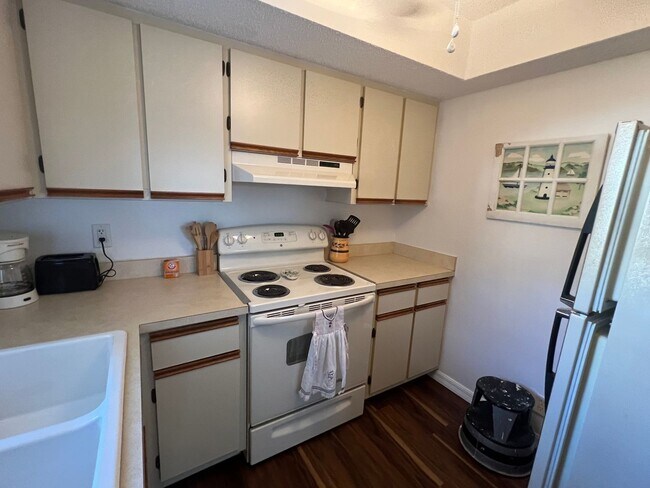 19505 Quesada Ave Unidad RR104