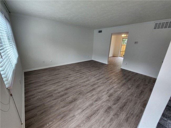 Photo - 120 Biscayne Dr NW Unit C5