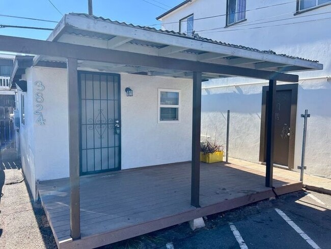 Building Photo - Charming Studio in Fairmont Village – Porc... Rental