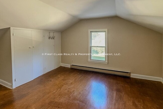 Photo - 2026 Ashley Rd