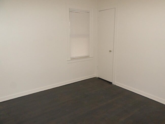 Photo - 252 Southgate Ave