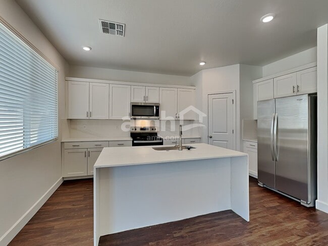 17142 W Lawrence Ln