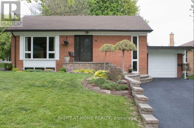 Photo - 89 Monkswood Crescent