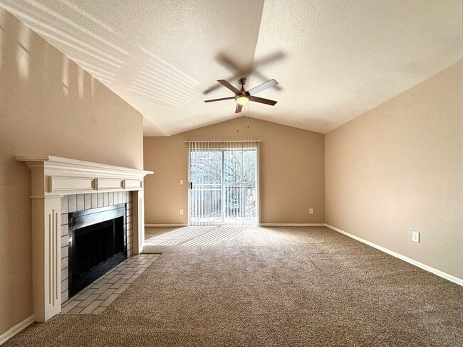 Overlook Pointe Apartments