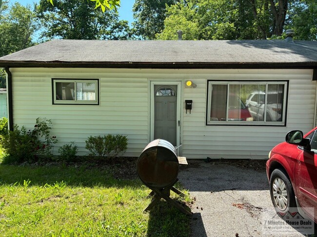 Photo - 10249 Earl Dr