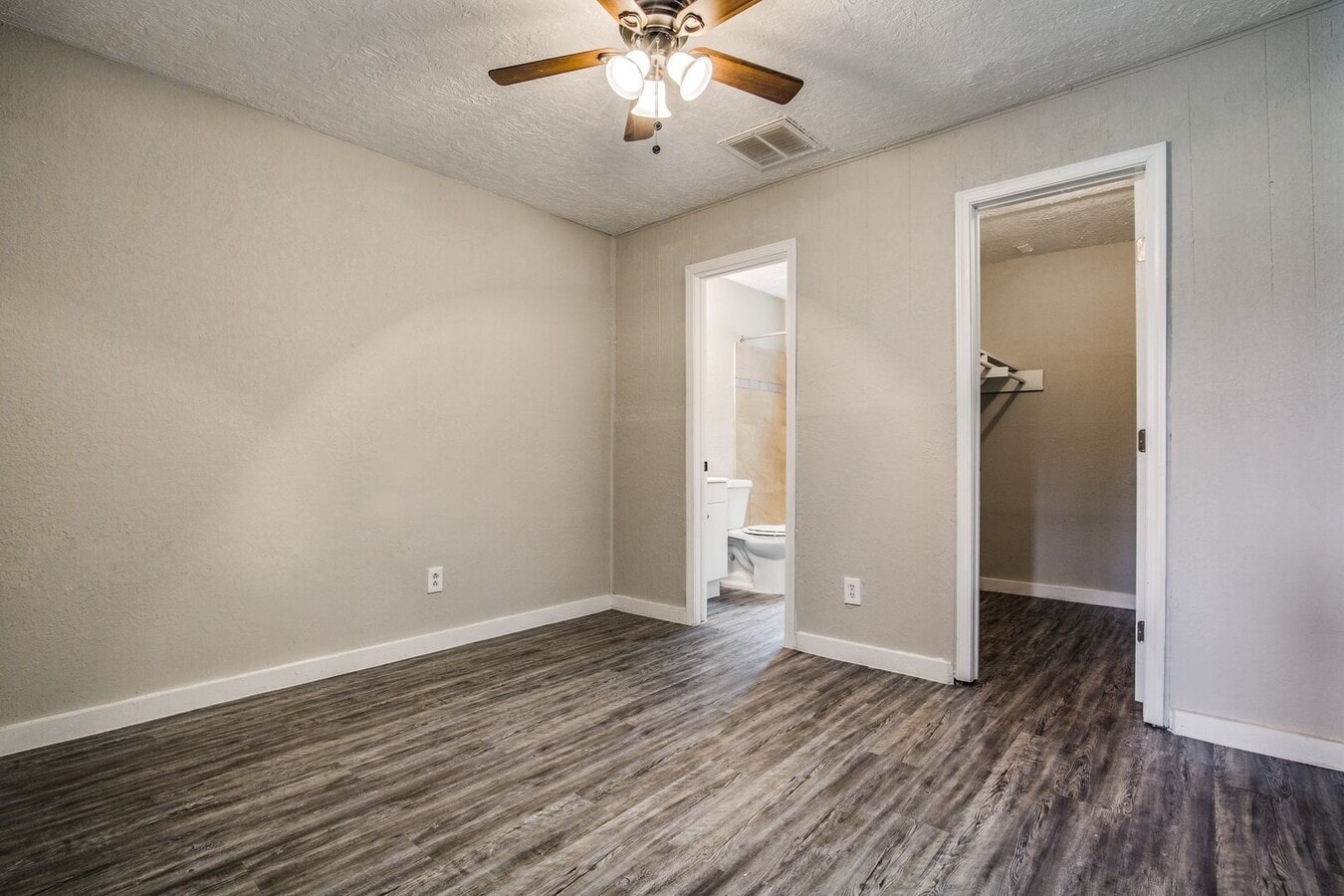 4820 Oak Ave - 4820 Oak Ave