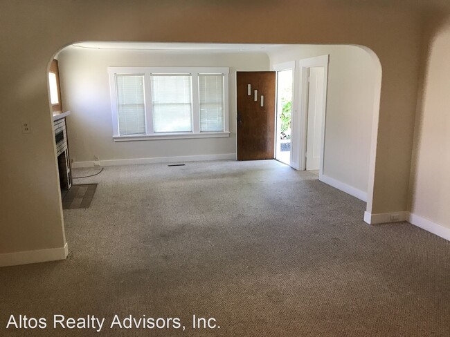 Photo - 2 br, 1.5 bath House - 531 S. Frances Street