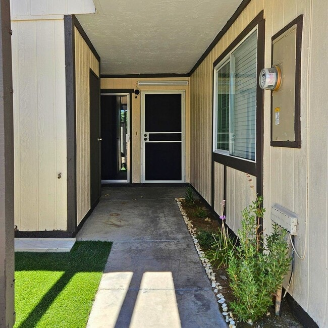 Building Photo - Dedicated to ACTIVE MILITARY OR VETERAN FA... Rental