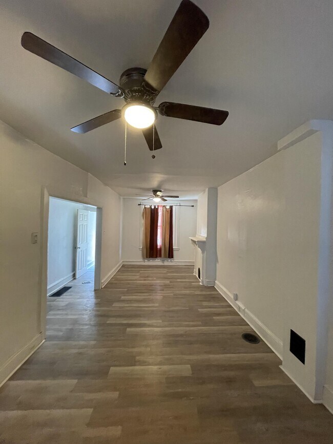 Photo - 412 N Holly St