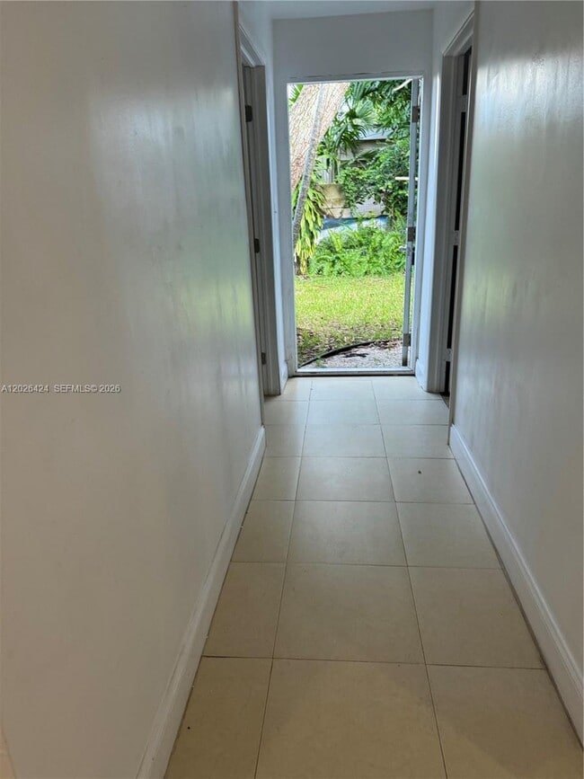 Photo - 1180 NE 160th Terrace Unit 3