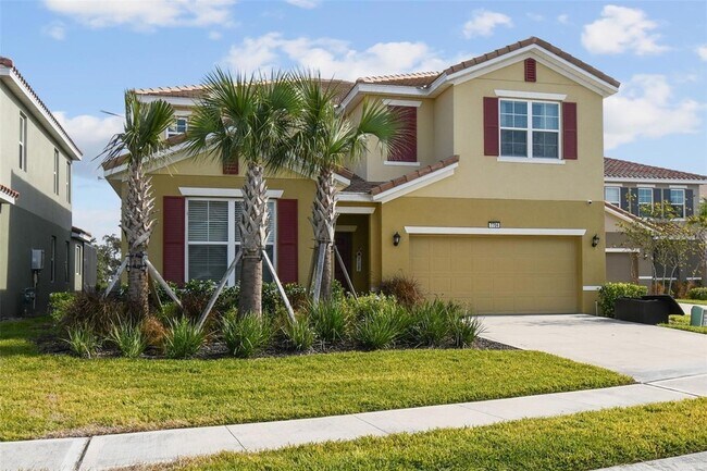 7704 Oakmoss Loop