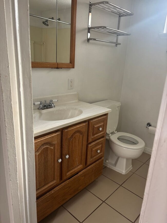 Photo - 856 N 300 W