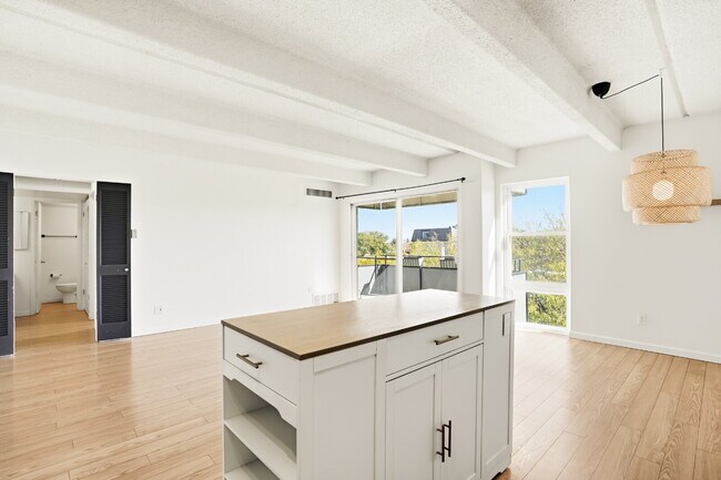 Photo - Spacious Cap Hill Condo with Garage Parking Unit 504