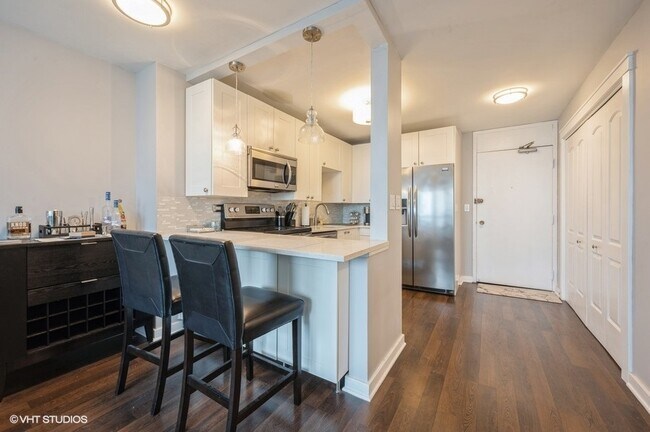 Photo - 88 W Schiller St Unit 1503L