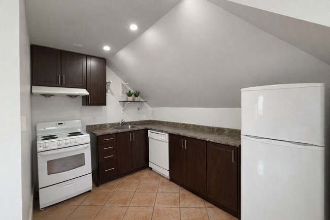 Photo - 157 Spadina Rd Unité 5