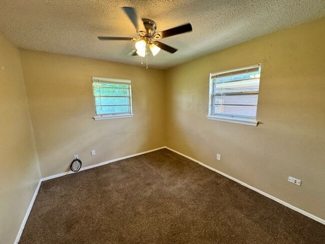 Photo - 3 bed one bath ready for move in , Moore Schools!