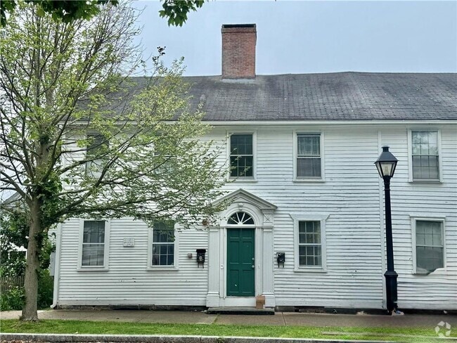 Building Photo - 79 Pascoag Main St Unit 2E Rental