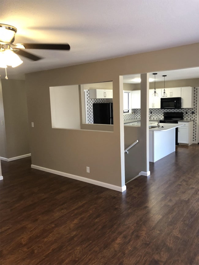 Photo - 1256 N Country Acres Ave