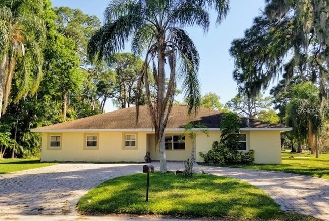 Photo - 1836 Ridgewood St House