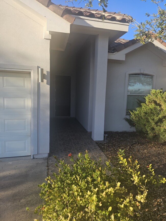 Photo - 3315 Omega St