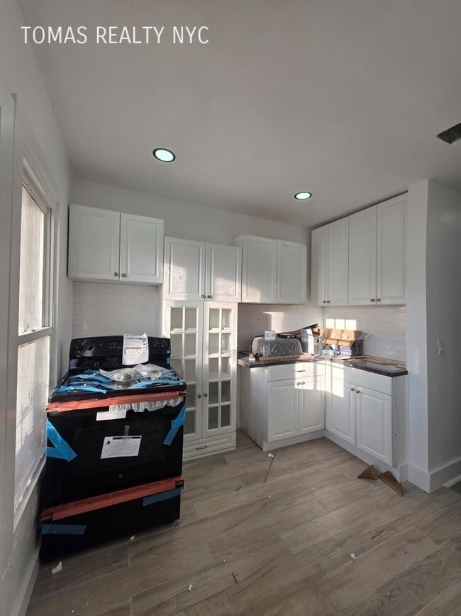 Photo - 243 Woodworth Ave