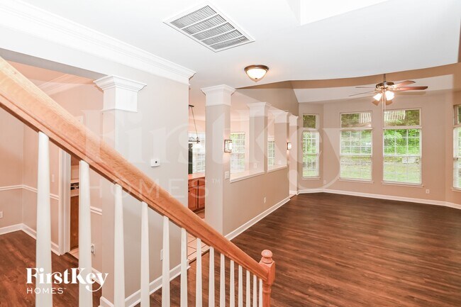 Photo - 5611 Branthurst Dr