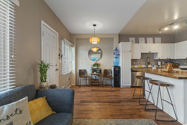 Photo - 91-1059-1059 Kaimalie St