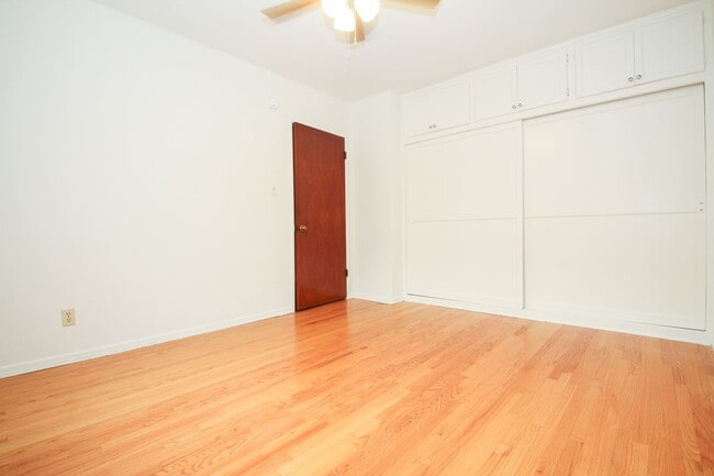 1033 S. Holt Ave.