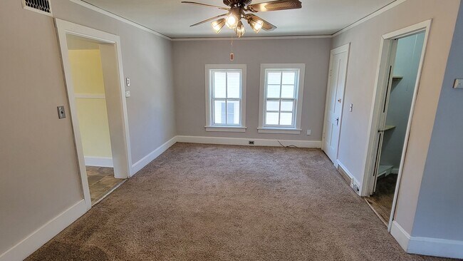 Photo - 713 McClellan St Unit #C