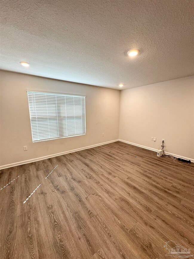 Photo - 6311 Burrow Ln