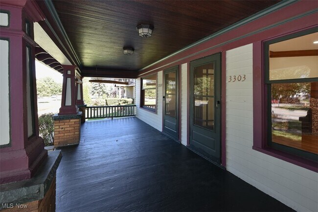Photo - 3303 West Blvd Unidad 2