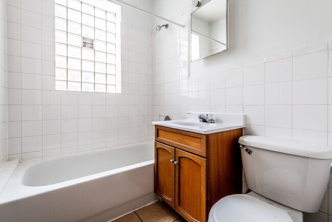 Photo - 8200 S Clyde Ave Chicago, IL 60617