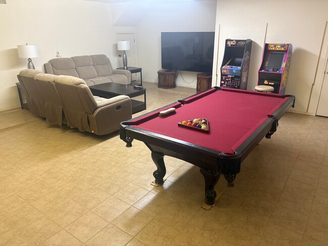 Photo - 7800 Meadowbrook Dr Unit East wing of house