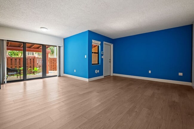 Photo - 2 Bed / 2 Bath Condo for Rent – Prime Miami Location