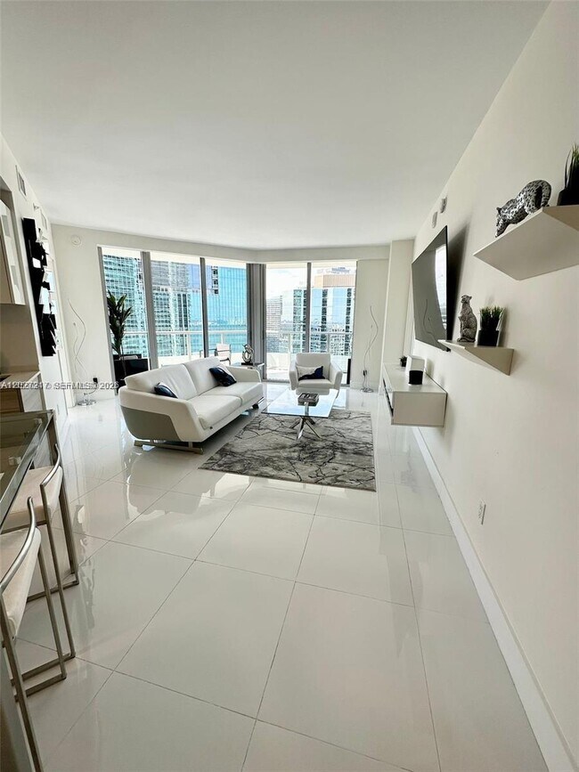 Photo - 1300 Brickell Bay Dr Unit 3101